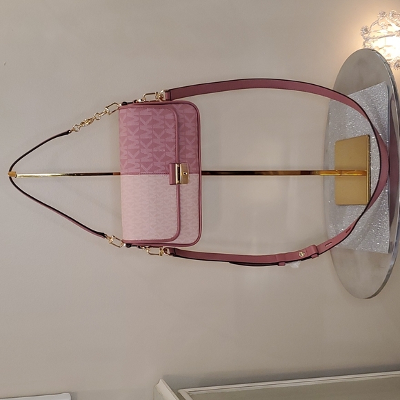 🎉HP🎉! Michael Kors 💘NWT💘 Bradshaw Convertible Purse in Smoky Rose!💘💘💘 - Picture 3 of 16